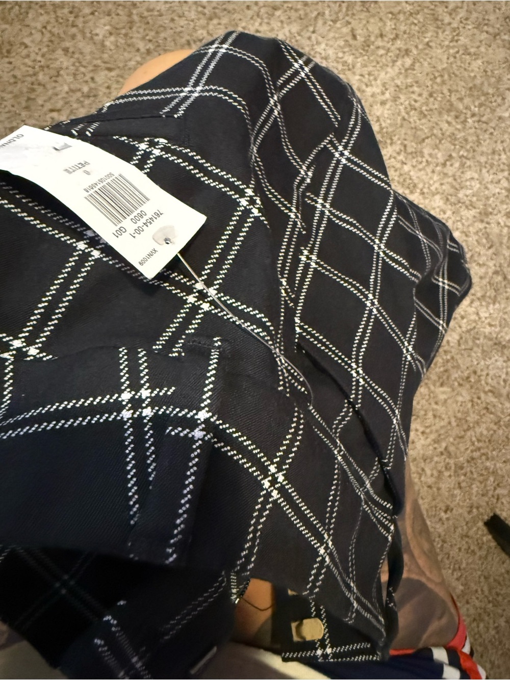 Old Navy Black White Windowpane Ankle Pants - Picture 4 of 7